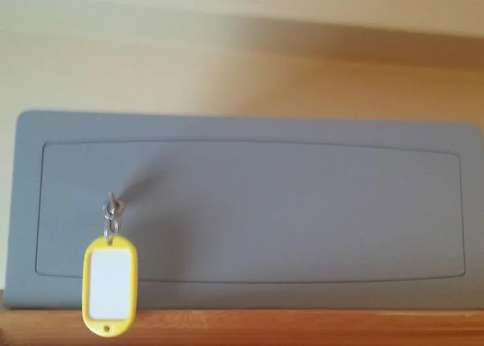 Dun Aoibhinn Guest 3*